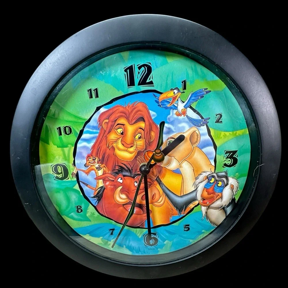 The Lion King 11 inch‎ Wall Clock Vintage Disney (Does not work)